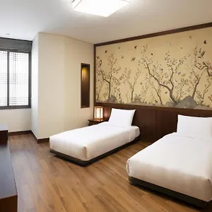 Ibis Ambassador Myeongdong *** Seoul